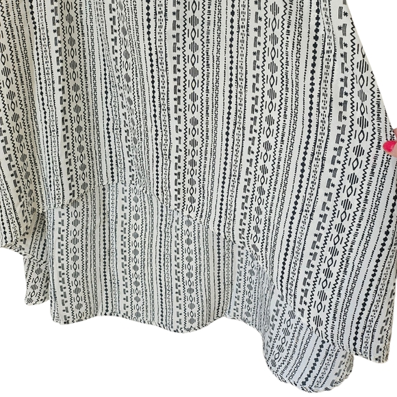Black White Geometric Print Boho Flowy Sleeveless High Low Midi Dress, Size L - Picture 7 of 7